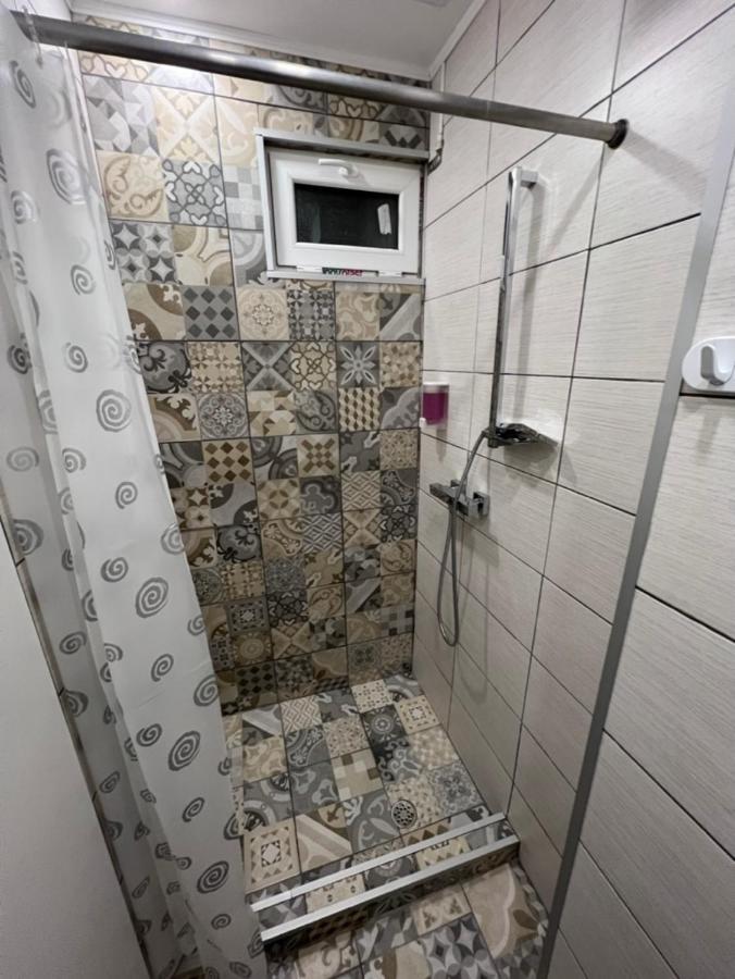 1-Beadroom Apartment With Free Parking Turda Exteriér fotografie